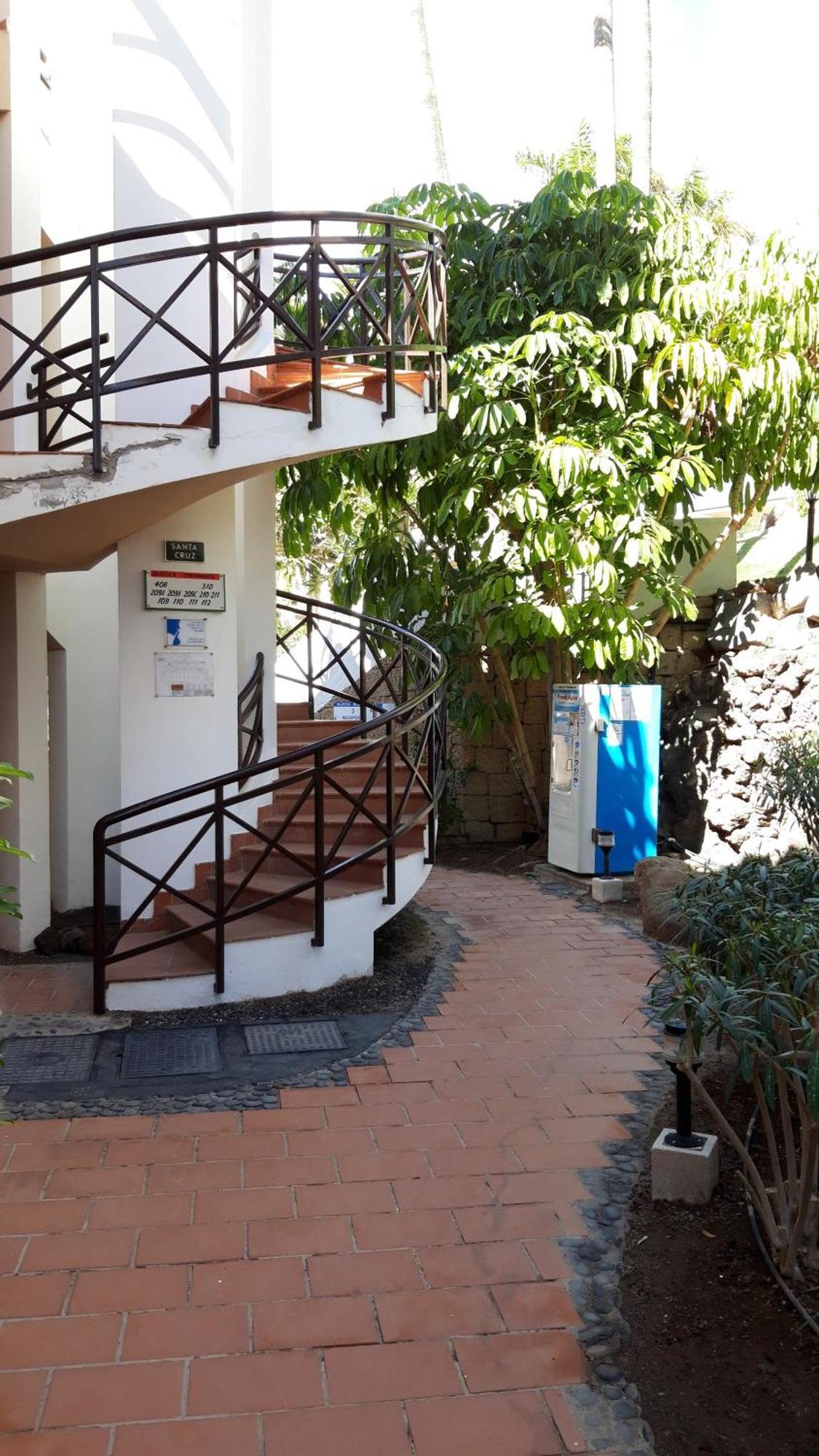 Apartment With Pool And Gardens Near The Coast San Miguel de Abona Buitenkant foto